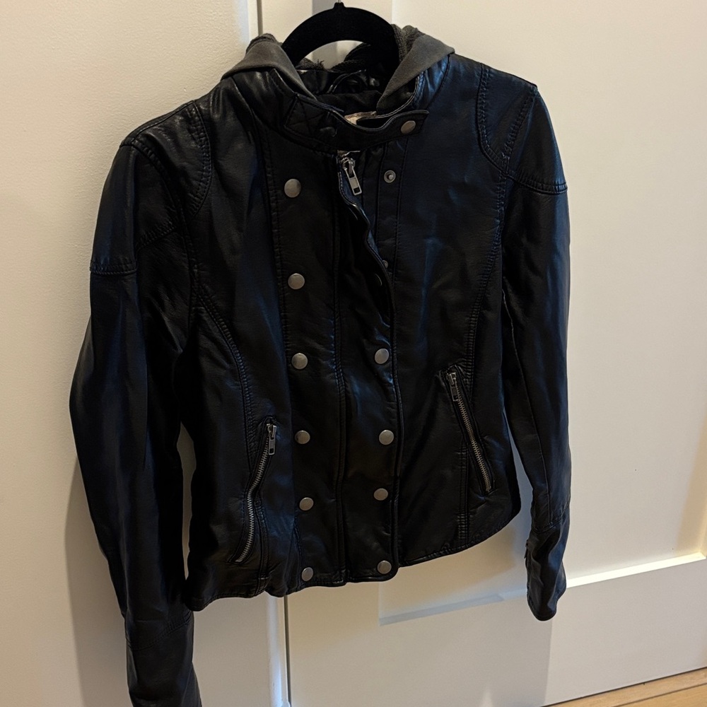 Free People vegan Women's Black Leather Jacket M
